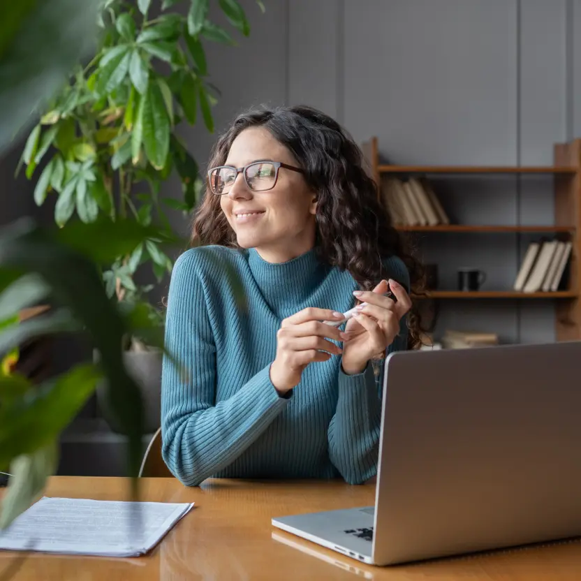 Benefits of Employee Visa Outsourcing in UAE​ content image